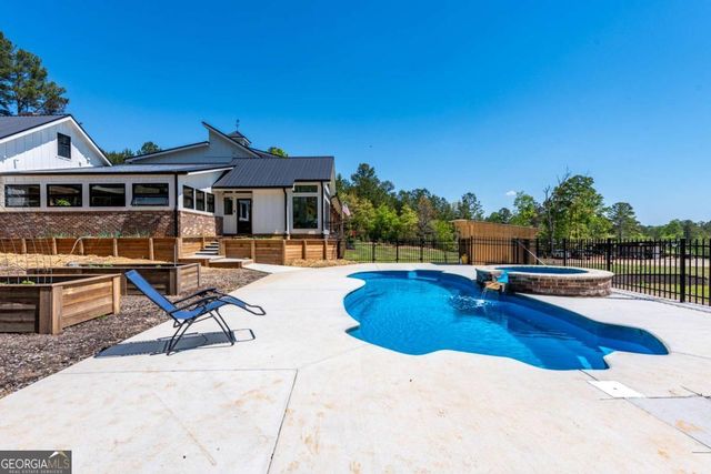 228 Grey Squirrel Point, Talking Rock, GA 30175