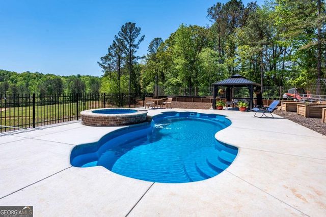 228 Grey Squirrel Point, Talking Rock, GA 30175