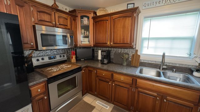 109 Carrie Mae Cir, Portland, TN 37148