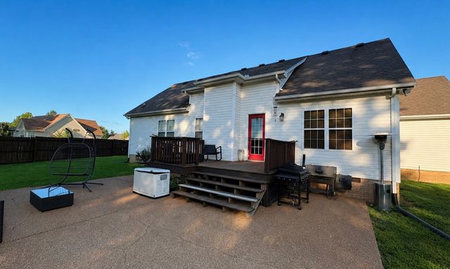 109 Carrie Mae Cir, Portland, TN 37148