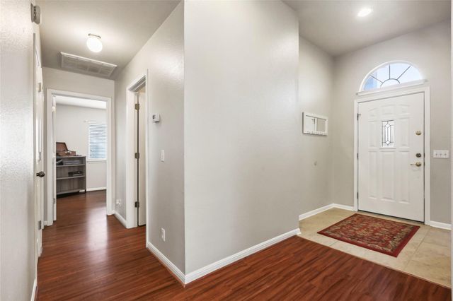 203 Avalanche Ave, Georgetown, TX 78626
