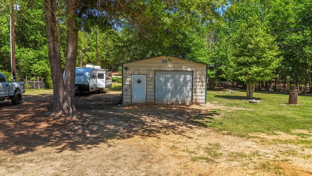 2792 Fm 49, Mineola, TX 75773