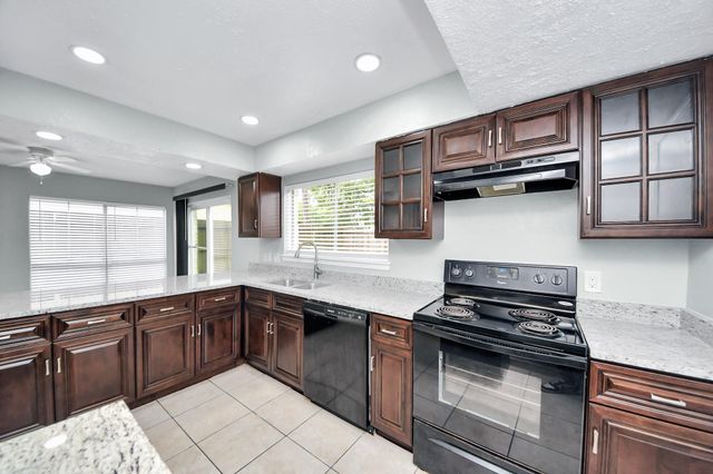 16618 Lonesome Quail Drive, Houston, TX 77489