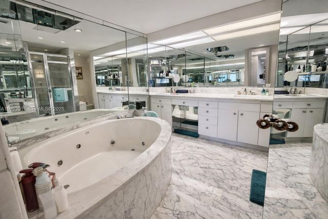 19355 Turnberry Way 5B, Aventura, FL 33180