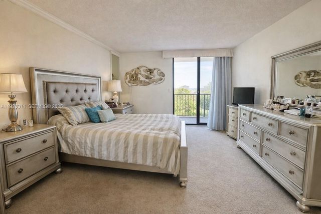 19355 Turnberry Way 5B, Aventura, FL 33180