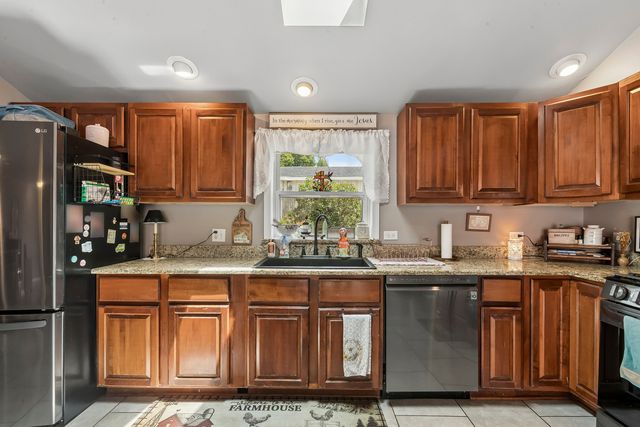 26735 W Il Route 173, Antioch, IL 60002