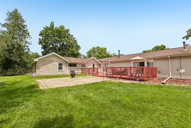 26735 W Il Route 173, Antioch, IL 60002
