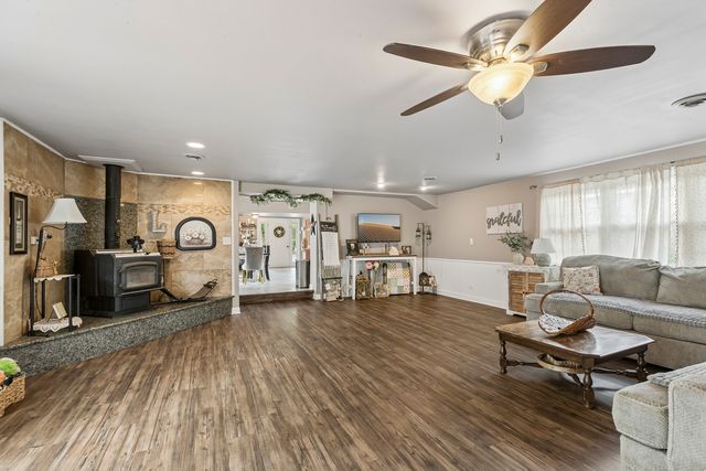26735 W Il Route 173, Antioch, IL 60002