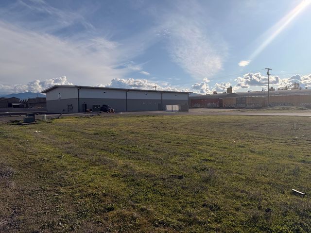 1507 N Central Avenue, Medford, OR 97501
