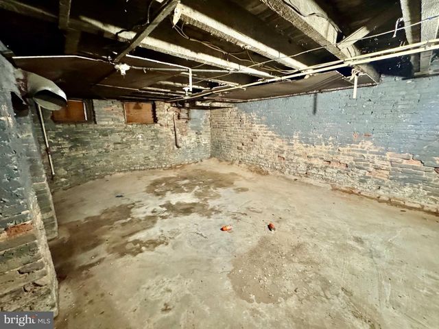 2019 N SMALLWOOD ST, Baltimore, MD 21216