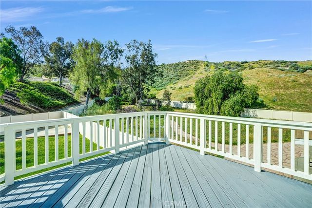 20034 Curassow Court, Canyon Country, CA 91351