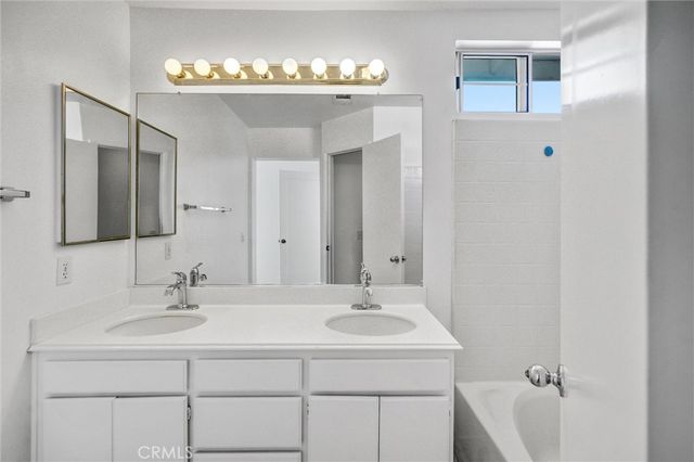 20034 Curassow Court, Canyon Country, CA 91351