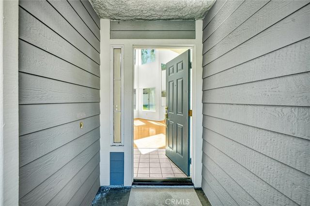 20034 Curassow Court, Canyon Country, CA 91351