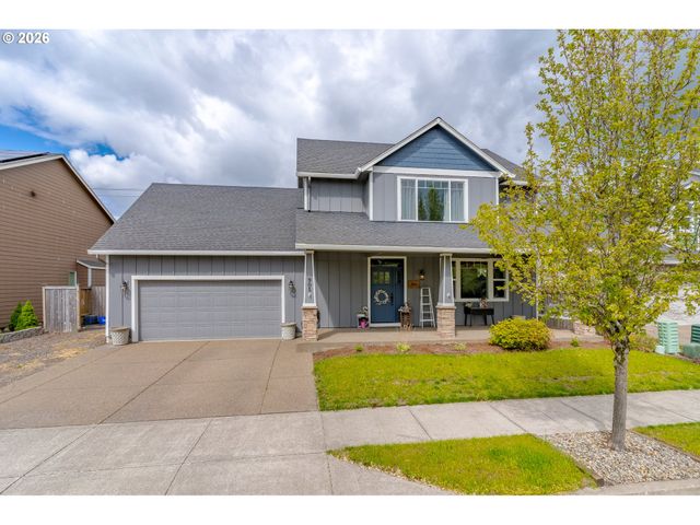 905 PINTAIL St, Silverton, OR 97381