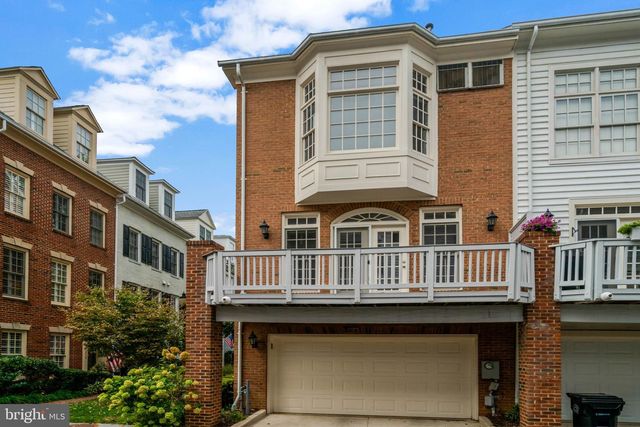 1210 ROUNDHOUSE LN, Alexandria, VA 22314