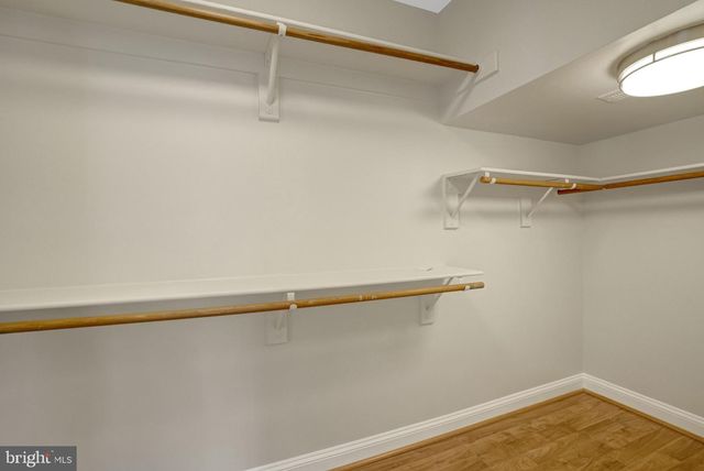 1210 ROUNDHOUSE LN, Alexandria, VA 22314