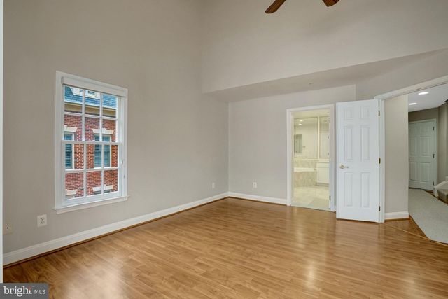 1210 ROUNDHOUSE LN, Alexandria, VA 22314