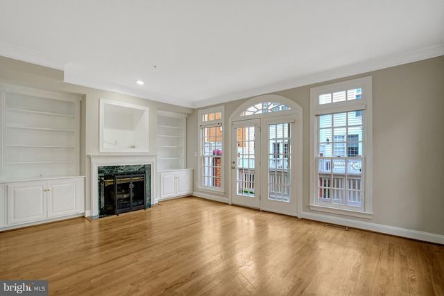 1210 ROUNDHOUSE LN, Alexandria, VA 22314