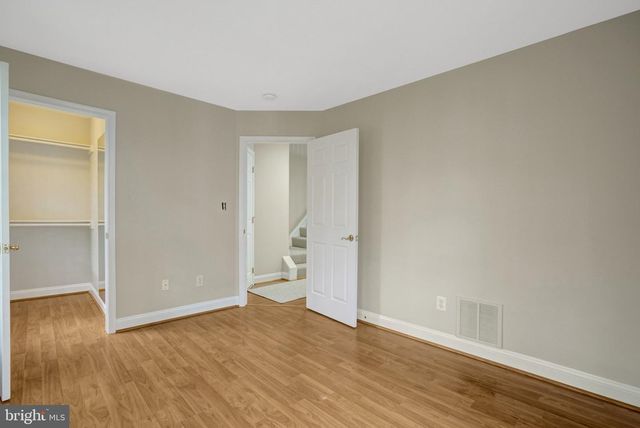 1210 ROUNDHOUSE LN, Alexandria, VA 22314