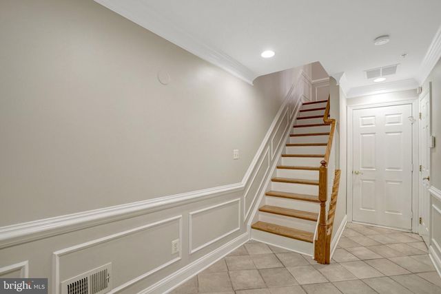 1210 ROUNDHOUSE LN, Alexandria, VA 22314