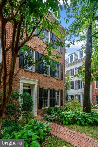 1210 ROUNDHOUSE LN, Alexandria, VA 22314