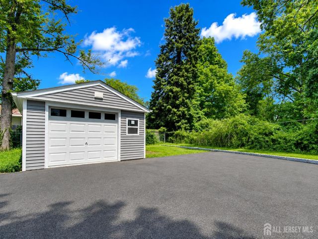 415 Plainfield Avenue, Piscataway, NJ 08854
