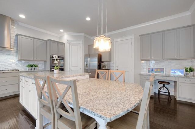 502 Taymack Farm Court, Woodstock, GA 30188