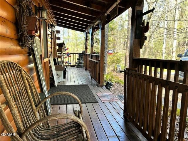3958 Ole Smoky Way, Sevierville, TN 37862