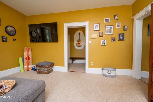 110 Charles Smith Road, Watauga, TN 37694