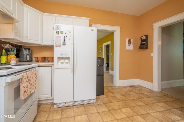 110 Charles Smith Road, Watauga, TN 37694