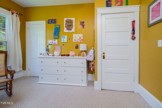 110 Charles Smith Road, Watauga, TN 37694