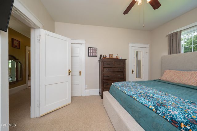 110 Charles Smith Road, Watauga, TN 37694