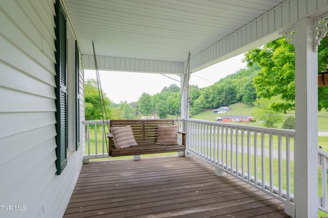110 Charles Smith Road, Watauga, TN 37694