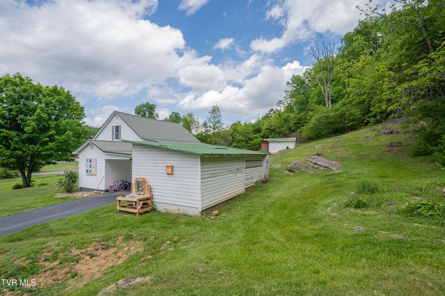 110 Charles Smith Road, Watauga, TN 37694