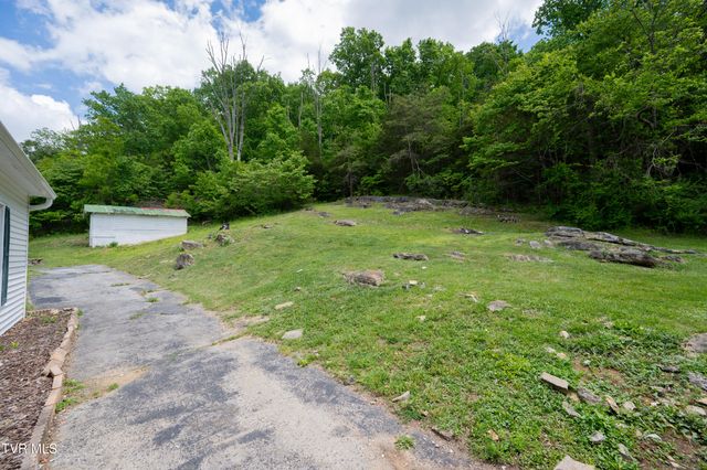 110 Charles Smith Road, Watauga, TN 37694