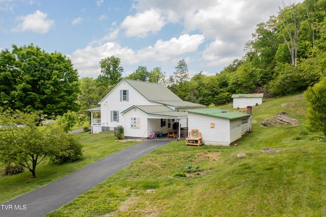 110 Charles Smith Road, Watauga, TN 37694