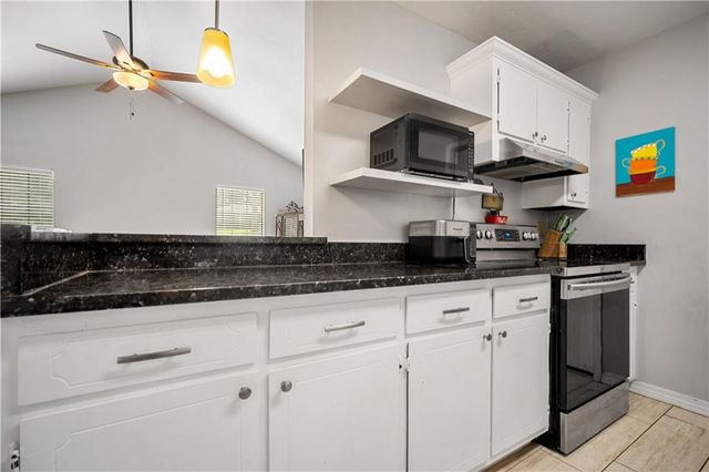 2556 Meadowview Drive, Mobile, AL 36695
