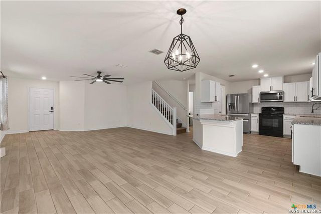 581 Lost Pond, New Braunfels, TX 78130