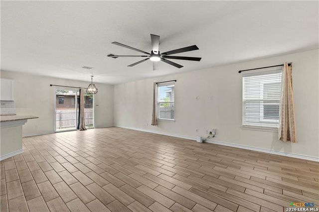 581 Lost Pond, New Braunfels, TX 78130