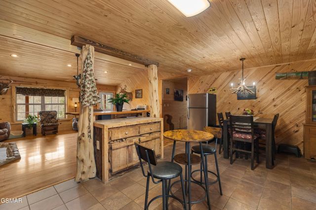 2357 Hall Road, Dandridge, TN 37725