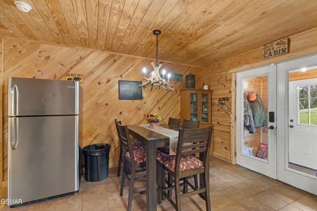 2357 Hall Road, Dandridge, TN 37725