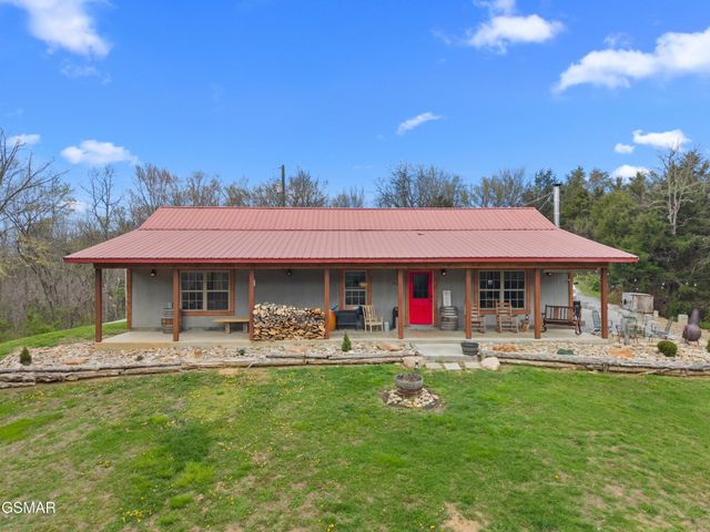 2357 Hall Road, Dandridge, TN 37725