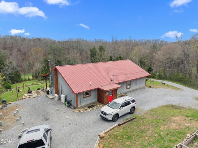 2357 Hall Road, Dandridge, TN 37725