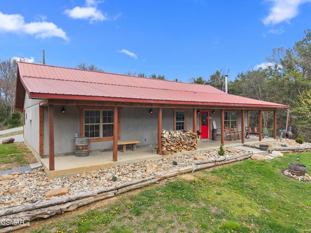 2357 Hall Road, Dandridge, TN 37725