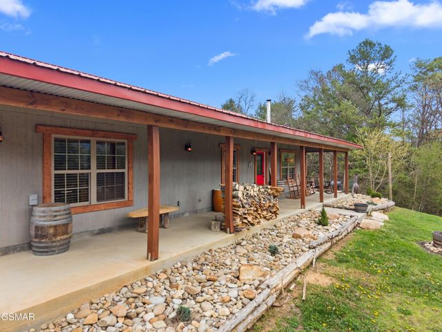 2357 Hall Road, Dandridge, TN 37725