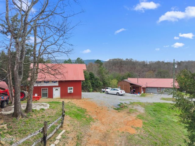 2357 Hall Road, Dandridge, TN 37725