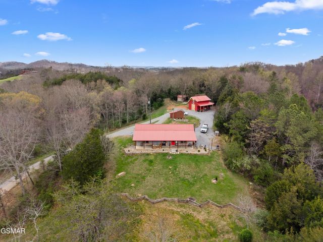 2357 Hall Road, Dandridge, TN 37725