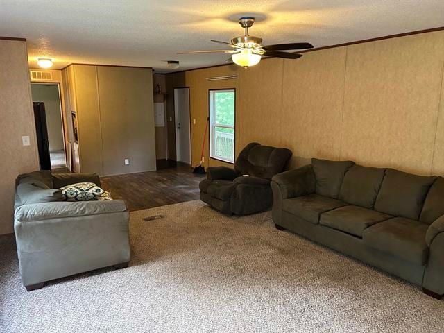 2065 Wayside Farm Road, Havana, FL 32333