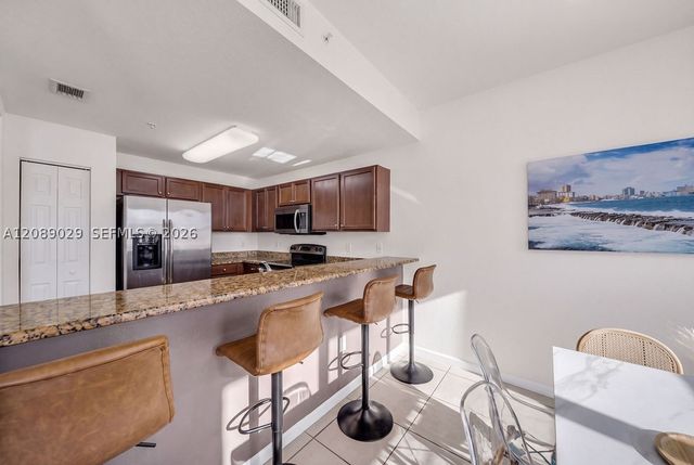 11603 NW 89th St 213, Doral, FL 33178
