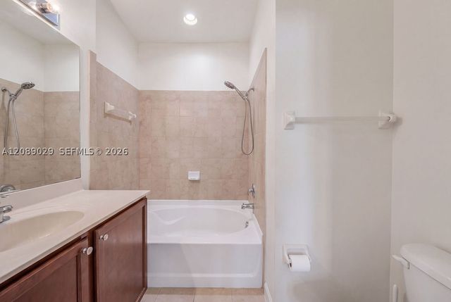 11603 NW 89th St 213, Doral, FL 33178